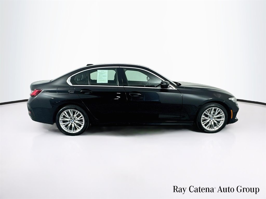 Used 2024 BMW 330i xDrive Sedan w/ Premium Package AWD/4WD image 8