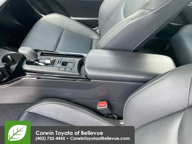 Used 2025 Toyota Prius Limited FWD image 25