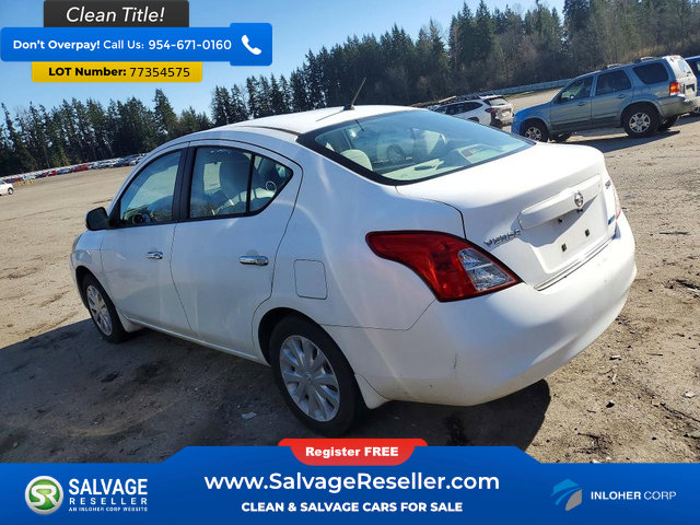 Used 2012 Nissan Versa SV image 3