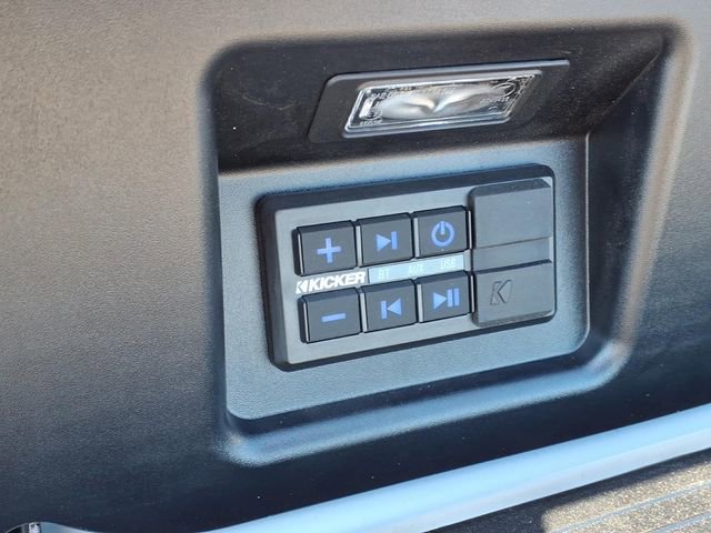 New 2026 GMC Sierra 2500 Denali Ultimate w/ LPO, Black Badging Package AWD/4WD image 11