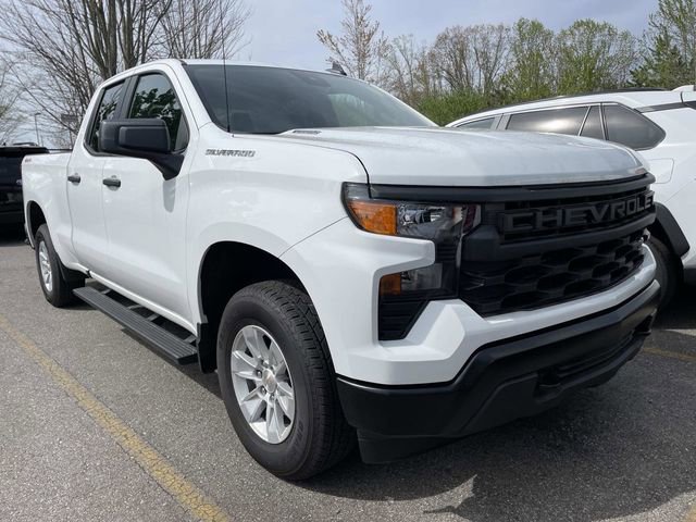 Used 2025 Chevrolet Silverado 1500 W/T w/ WT Value Package image 6