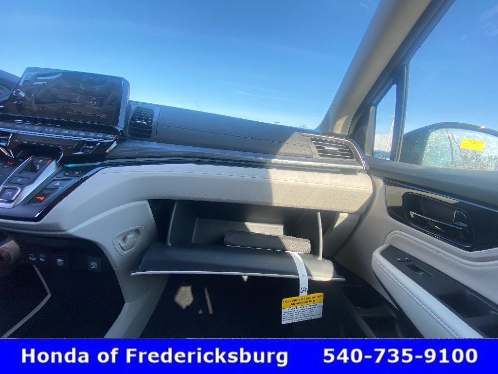 Certified 2026 Honda Odyssey Elite image 30