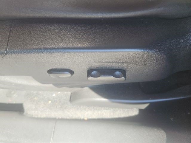 Used 2018 Buick Encore Preferred FWD image 14