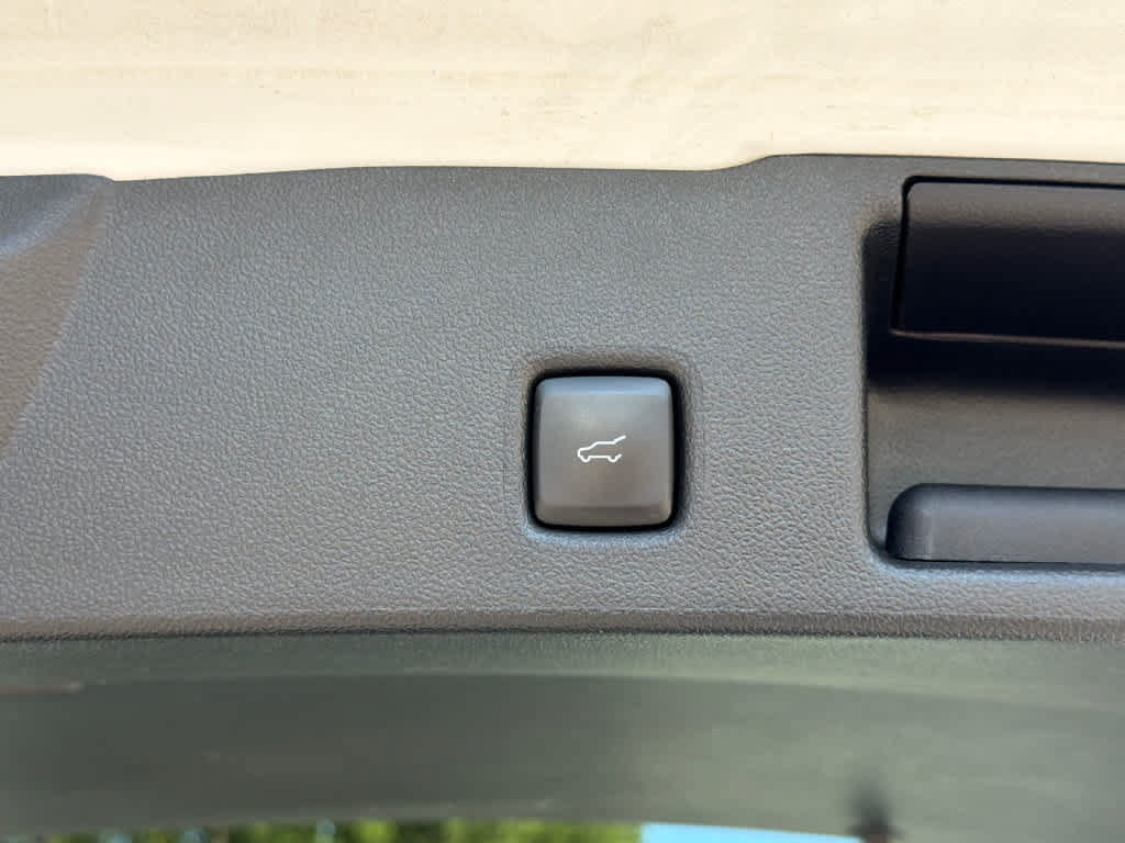 Used 2024 Ford Escape Active FWD image 17