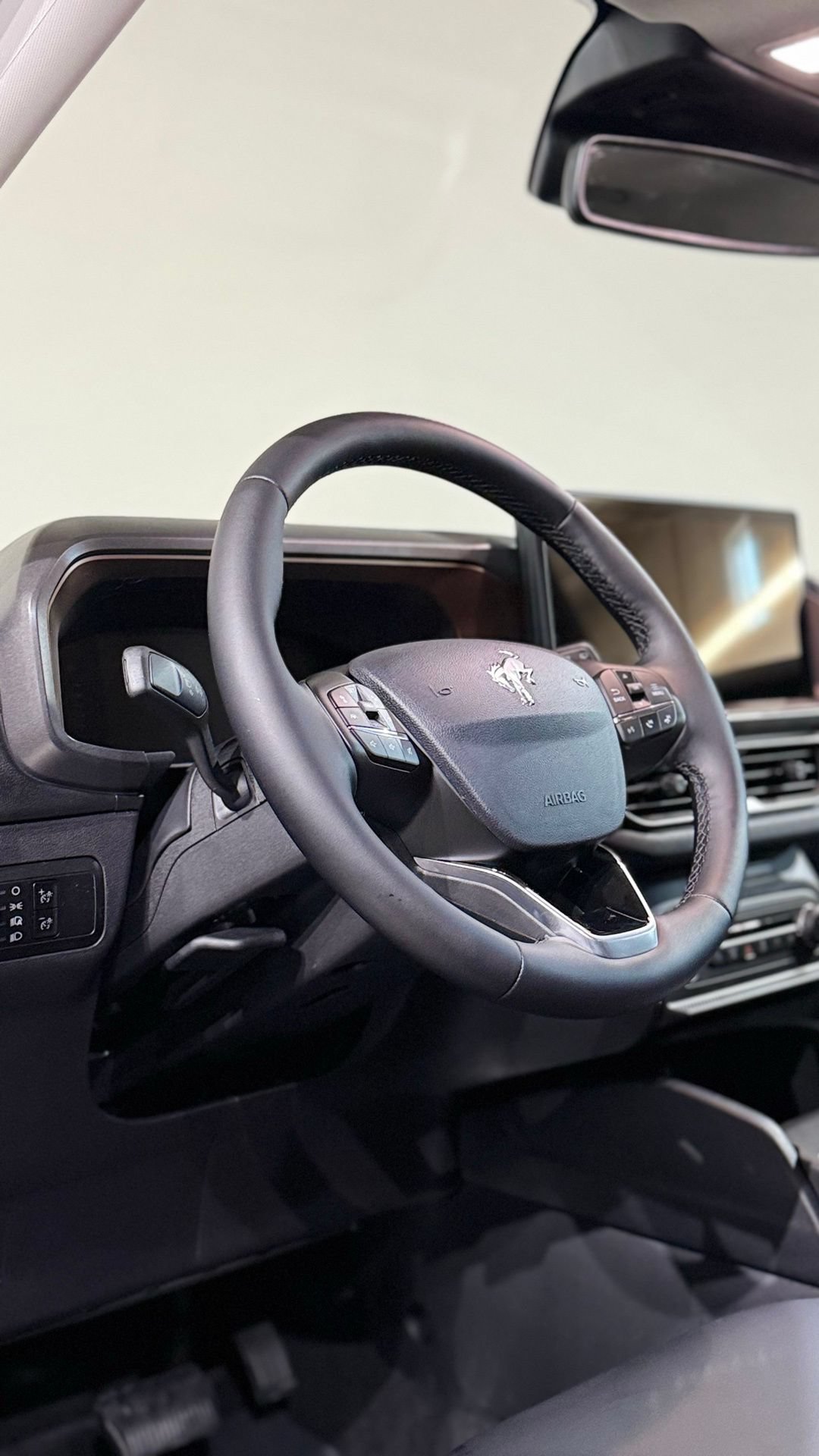 New 2026 Ford Bronco Sport Outer Banks w/ Outer Banks Tech Package+ AWD/4WD image 42