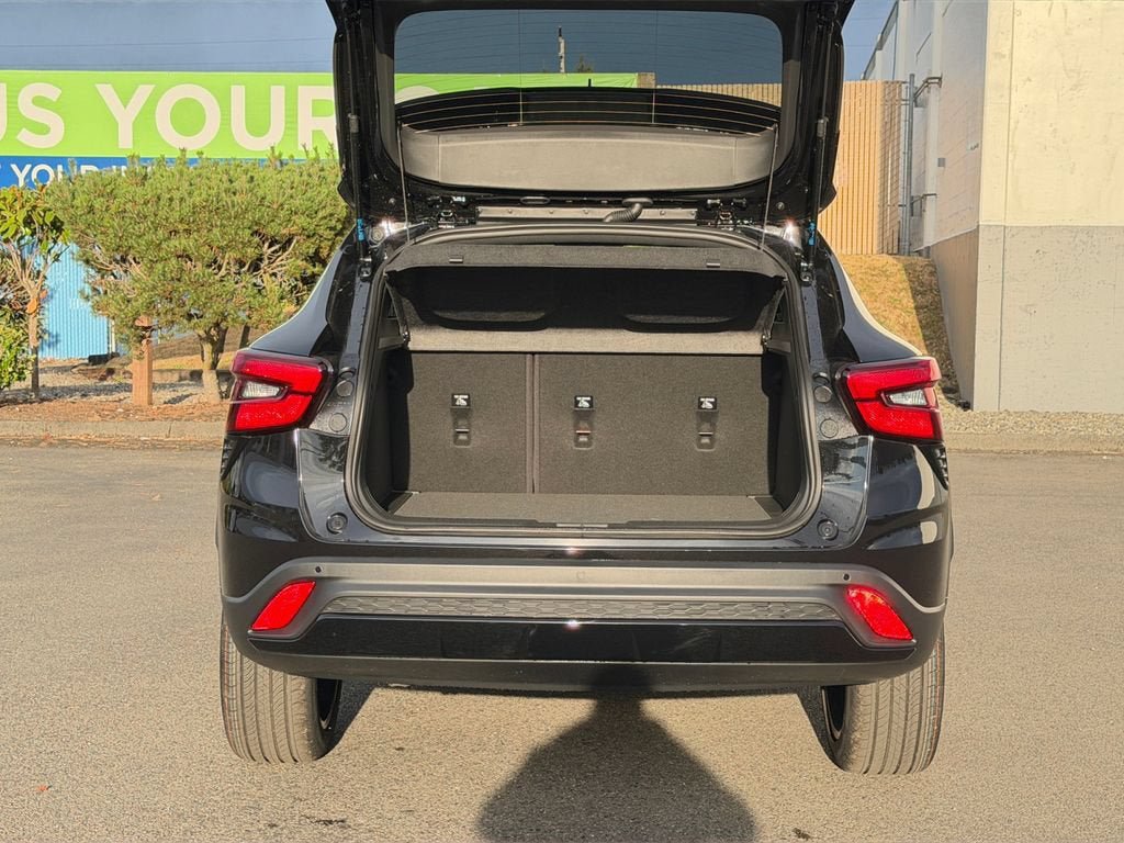 New 2026 Chevrolet Trax RS w/ Sunroof Package FWD image 22