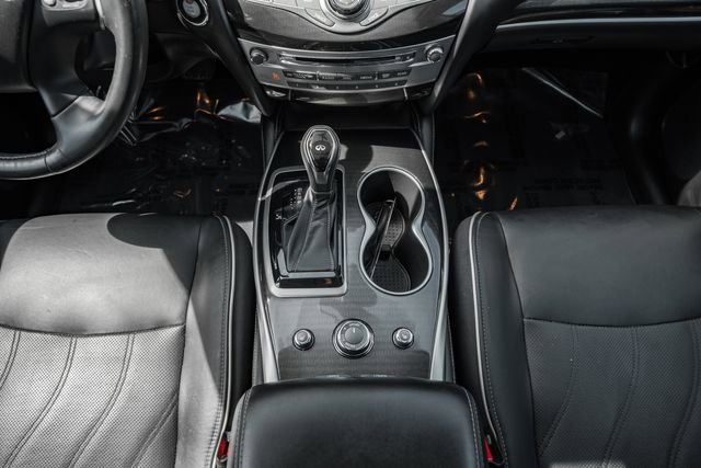Used 2019 INFINITI QX60 Luxe w/ Essential Package image 28
