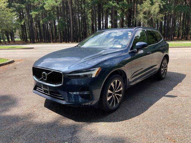 Used 2023 Volvo XC60 B5 Core image 7
