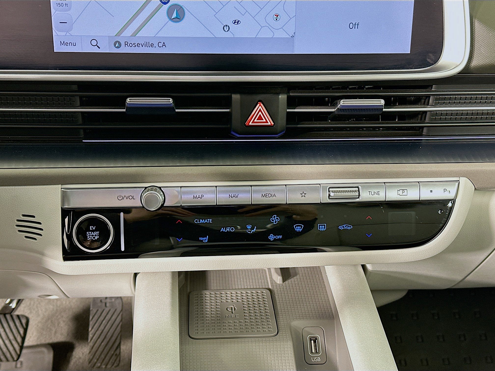 Used 2023 Hyundai Ioniq 6 SEL image 24