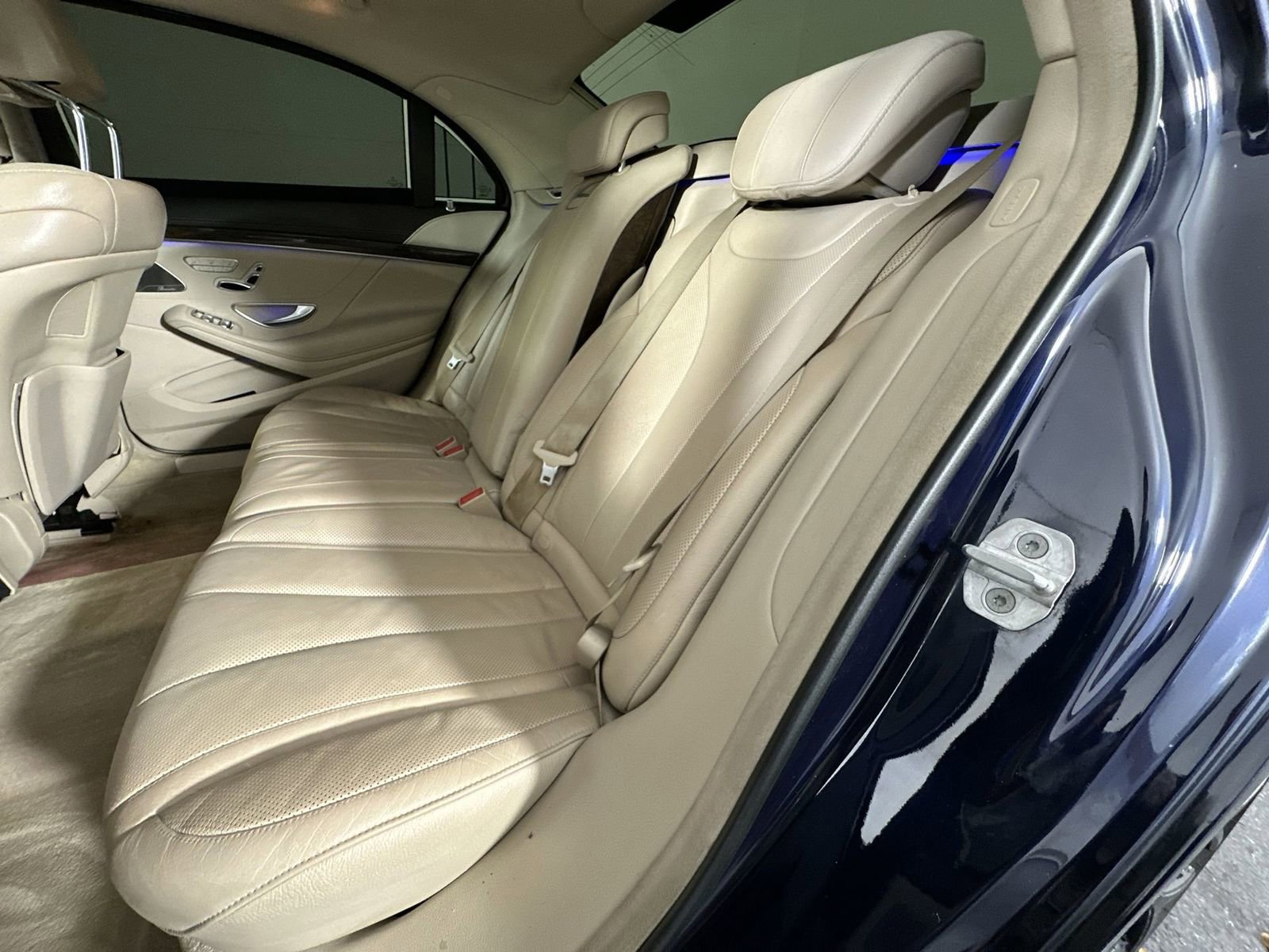 Used 2017 Mercedes-Benz S 550 4MATIC Sedan image 23