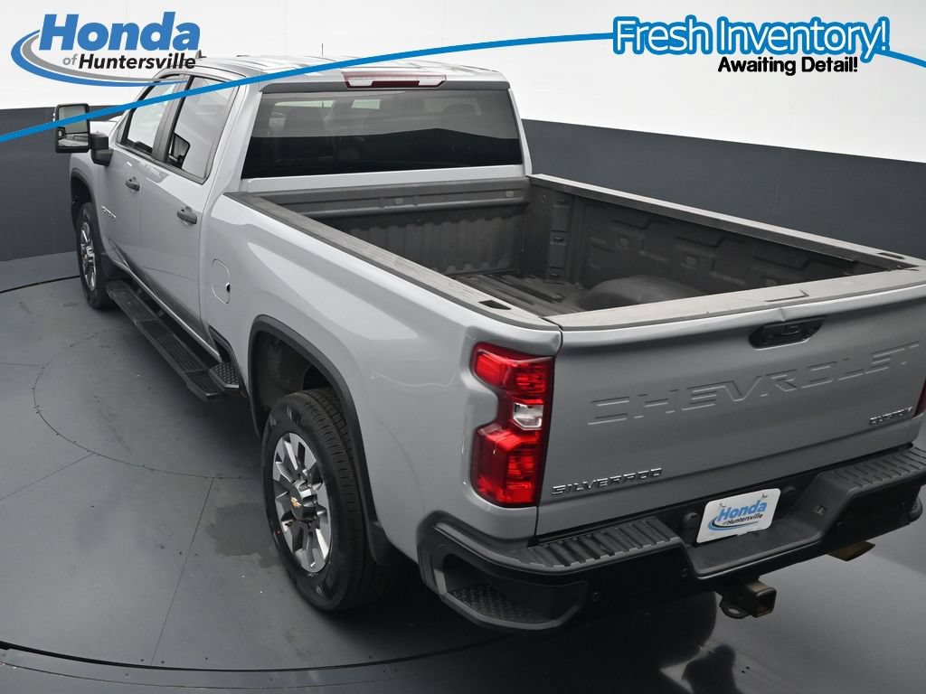 Used 2024 Chevrolet Silverado 2500 Custom w/ Custom Value Package AWD/4WD image 22