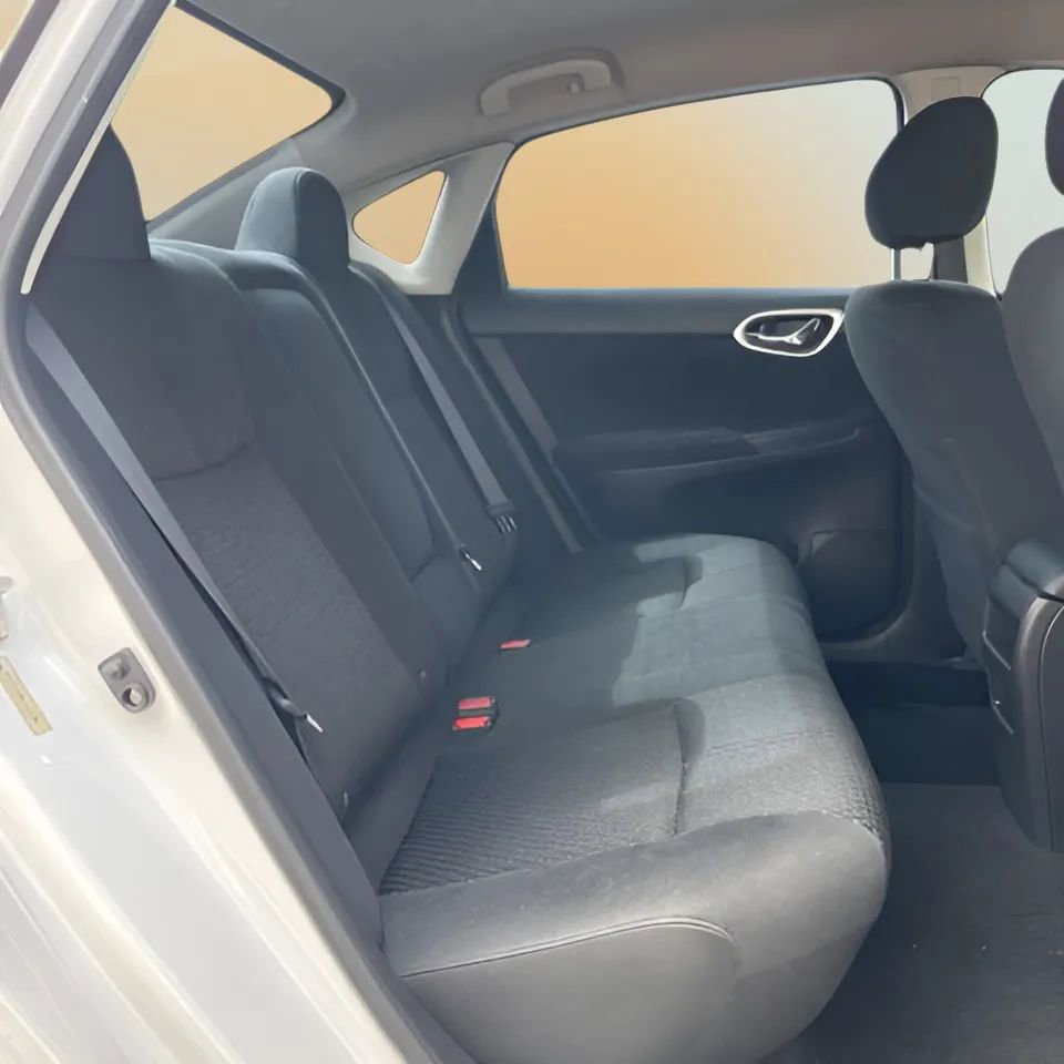 Used 2013 Nissan Sentra SR w/ Driver Pkg FWD image 22