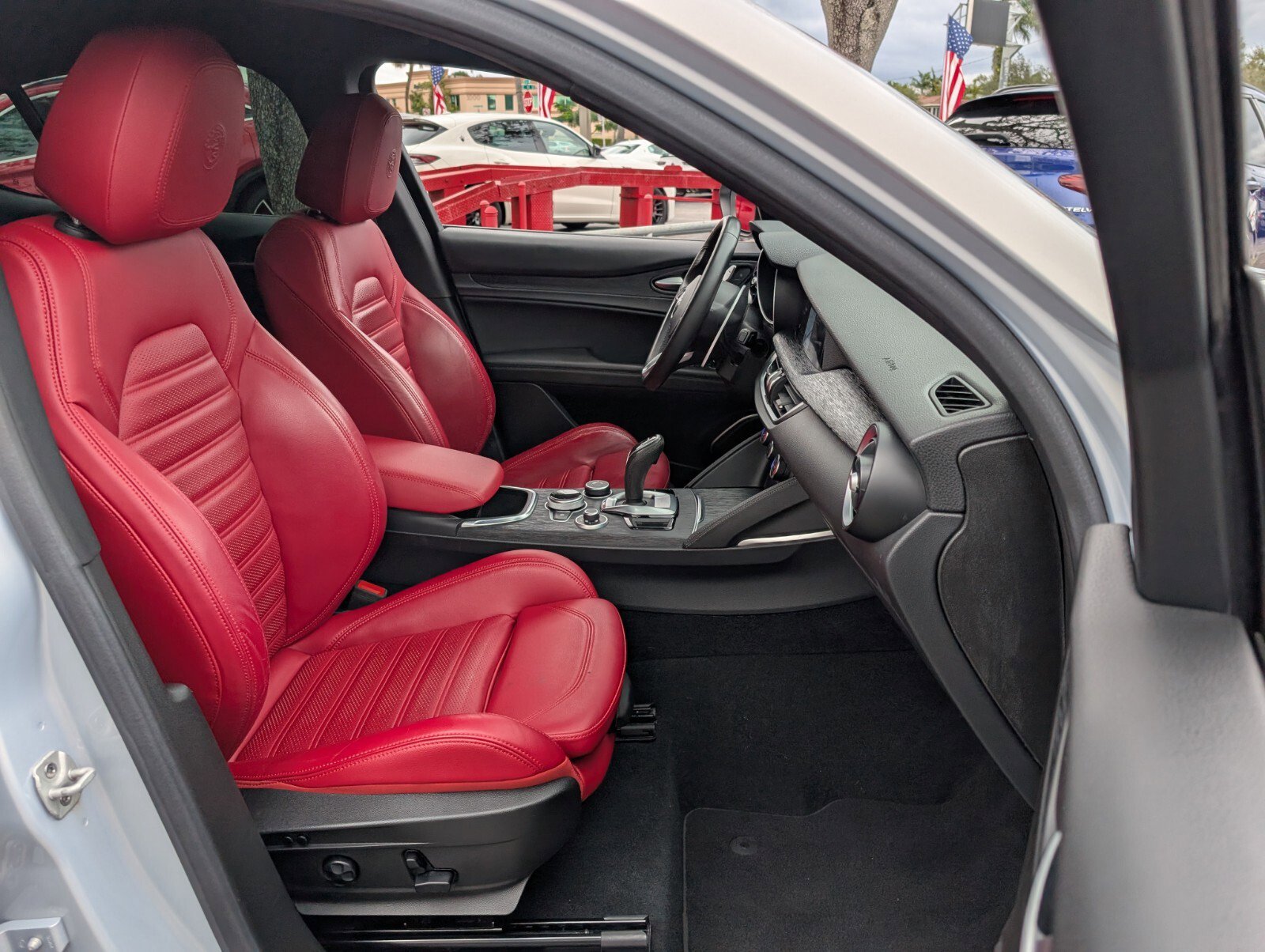 Used 2022 Alfa Romeo Stelvio Sprint image 21