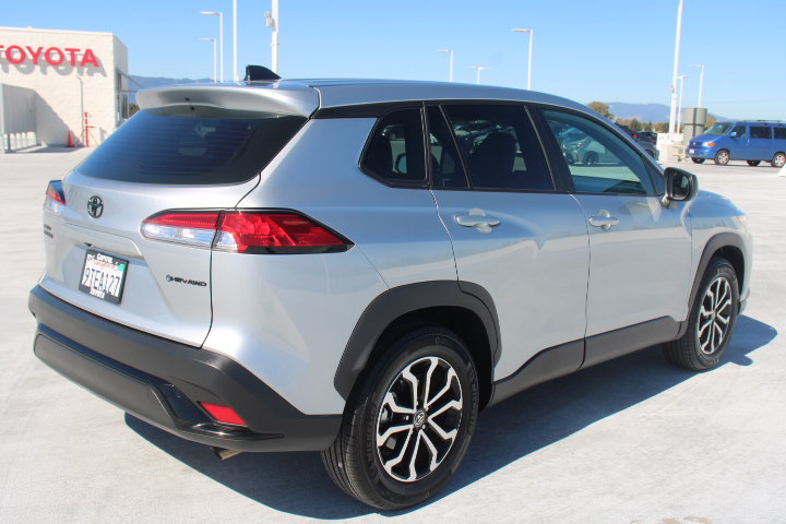 Certified 2025 Toyota Corolla Cross AWD Hybrid image 3