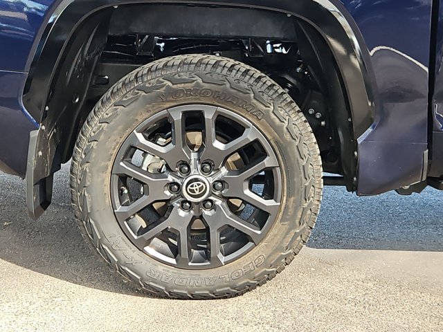 Used 2024 Toyota Tundra Platinum AWD/4WD image 20