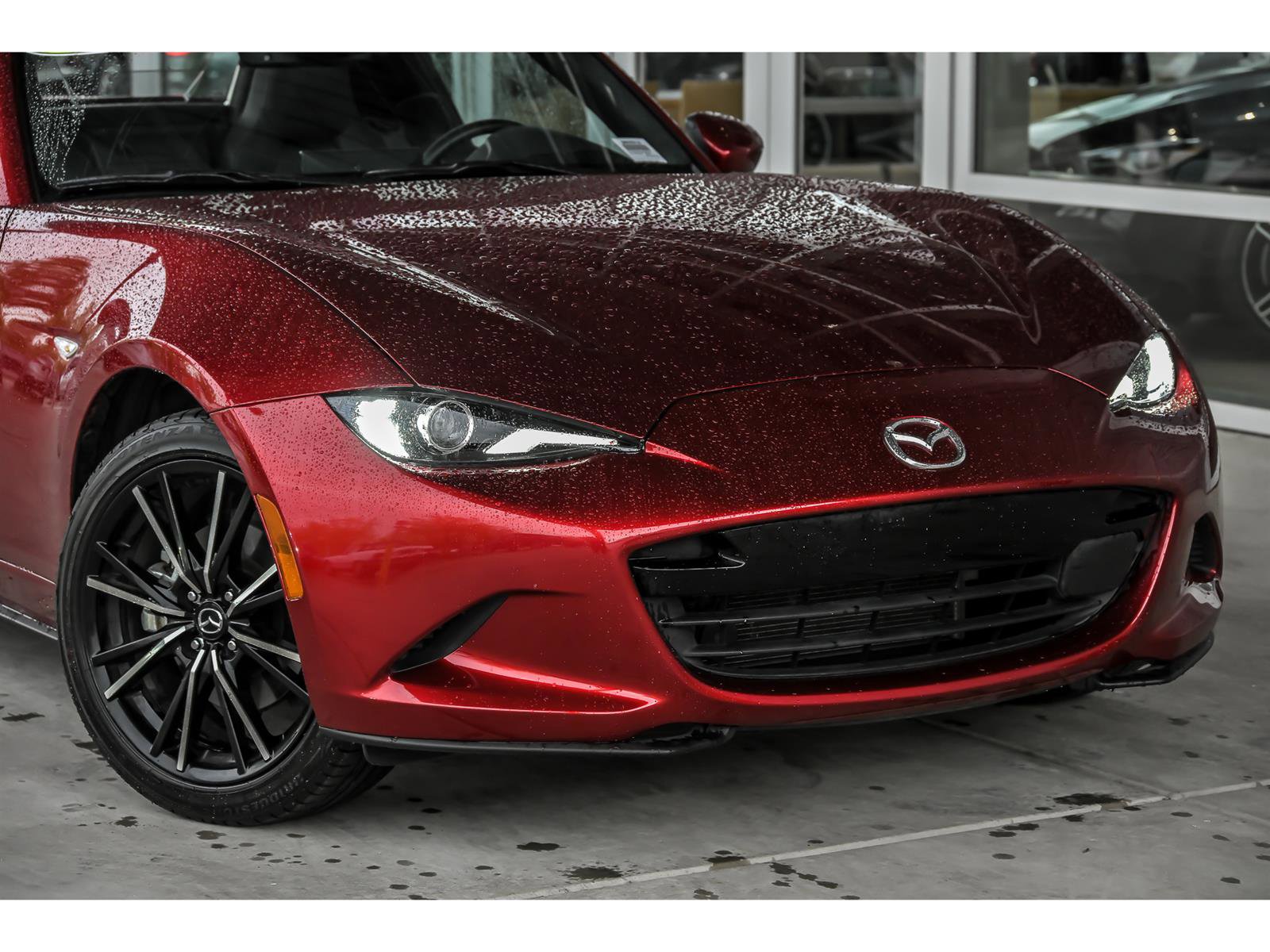 Used 2024 MAZDA MX-5 Miata RF Grand Touring RWD image 2