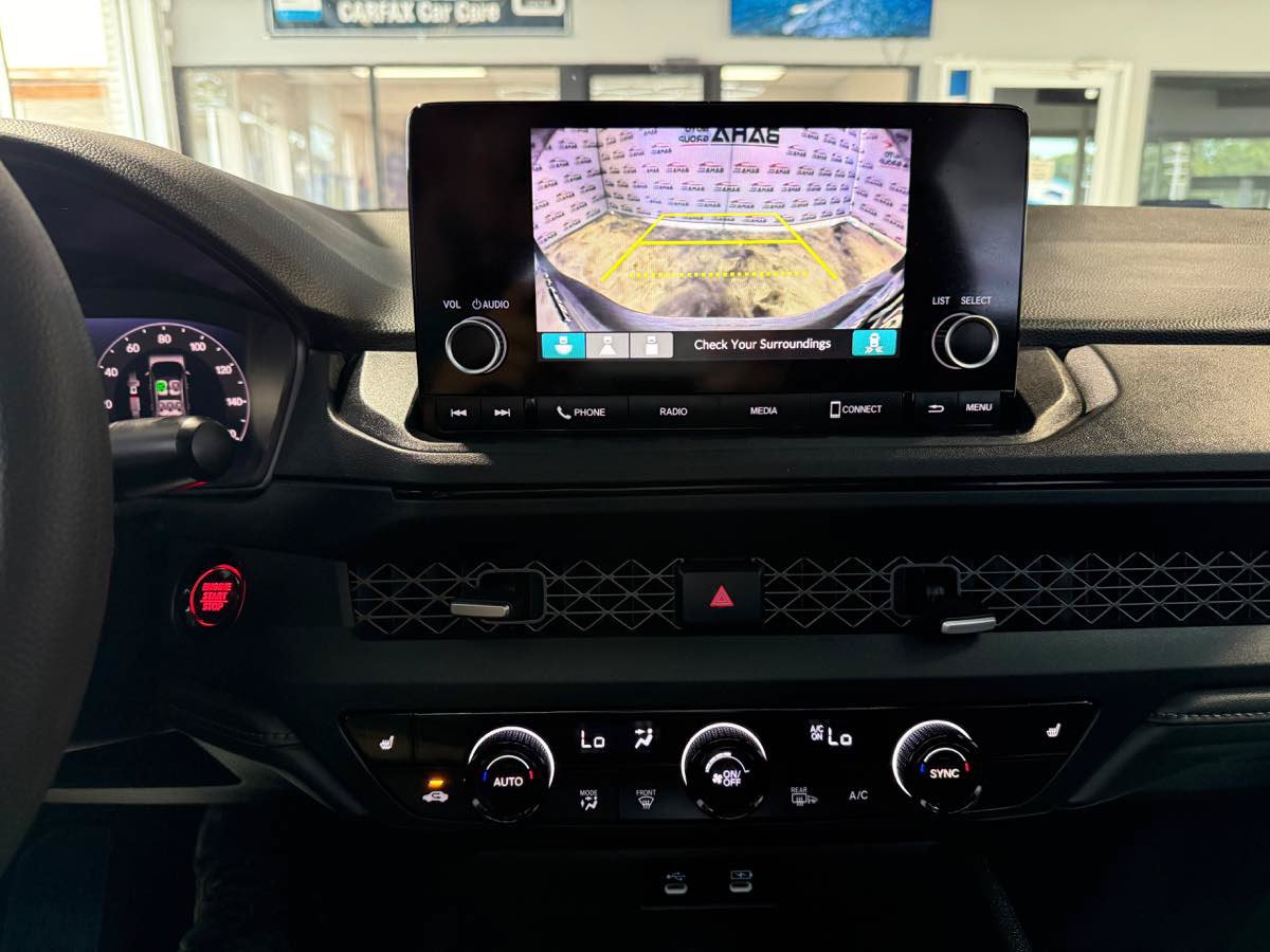 Used 2025 Honda Accord SE image 16