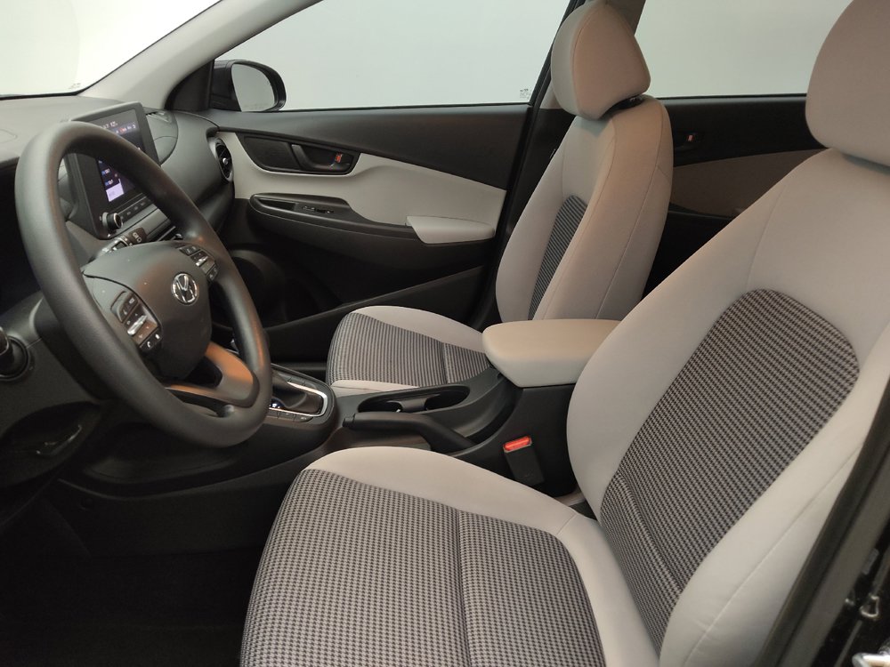 Used 2023 Hyundai Kona SE FWD image 17