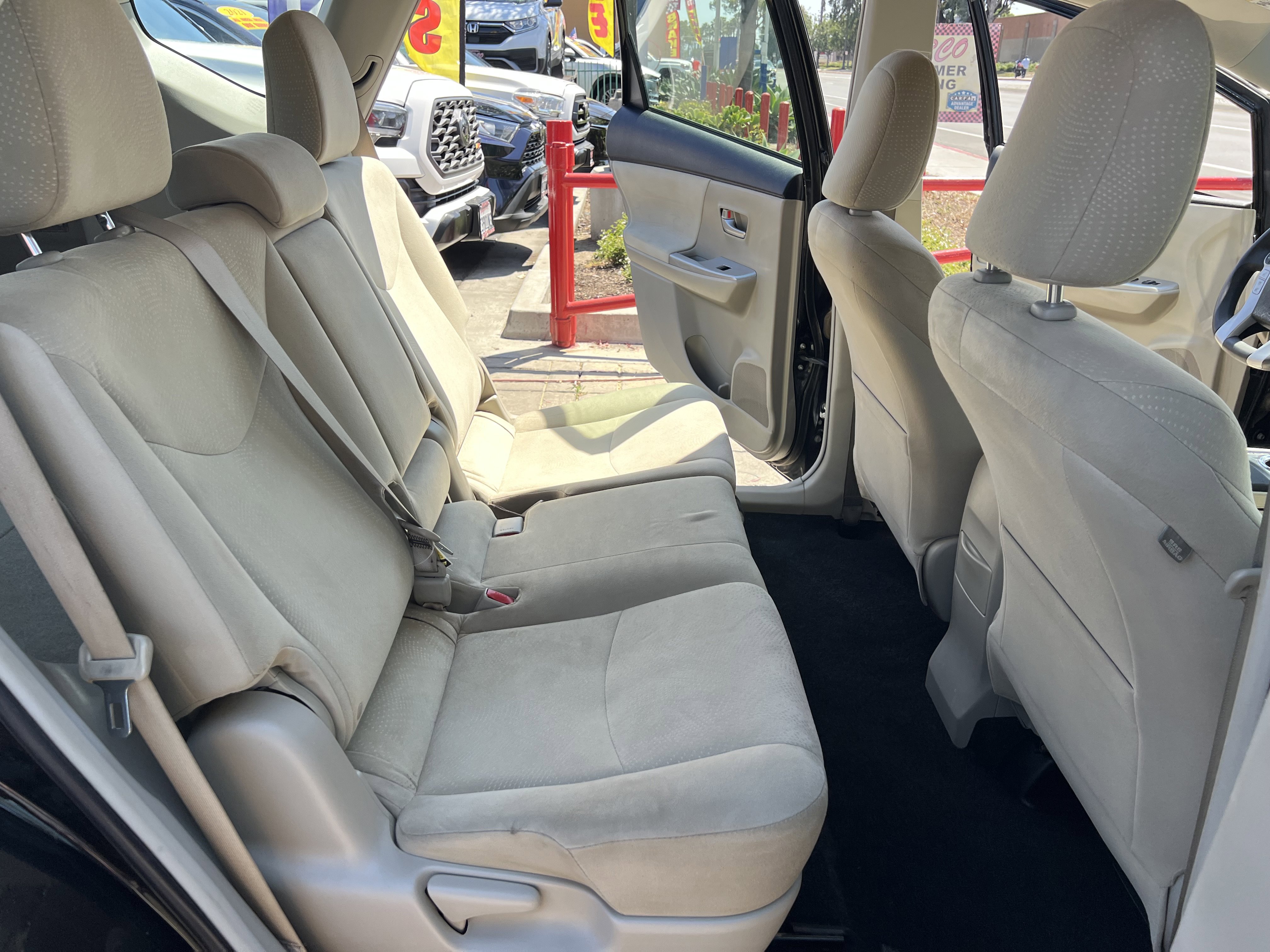 Used 2012 Toyota Prius V Three FWD image 28