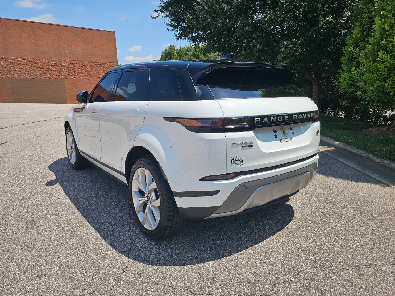 Used 2020 Land Rover Range Rover Evoque SE AWD/4WD image 3