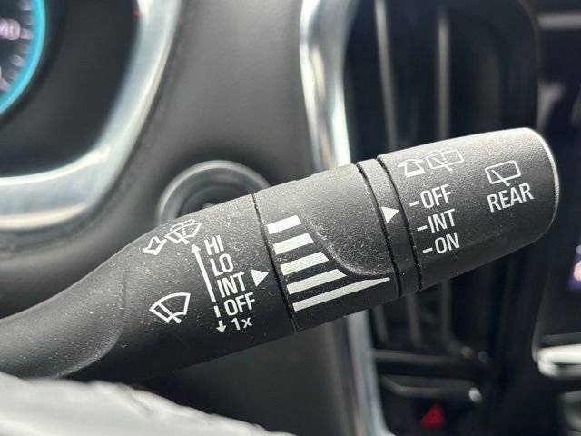 Used 2020 Chevrolet Traverse LT w/ LT Premium Package image 21