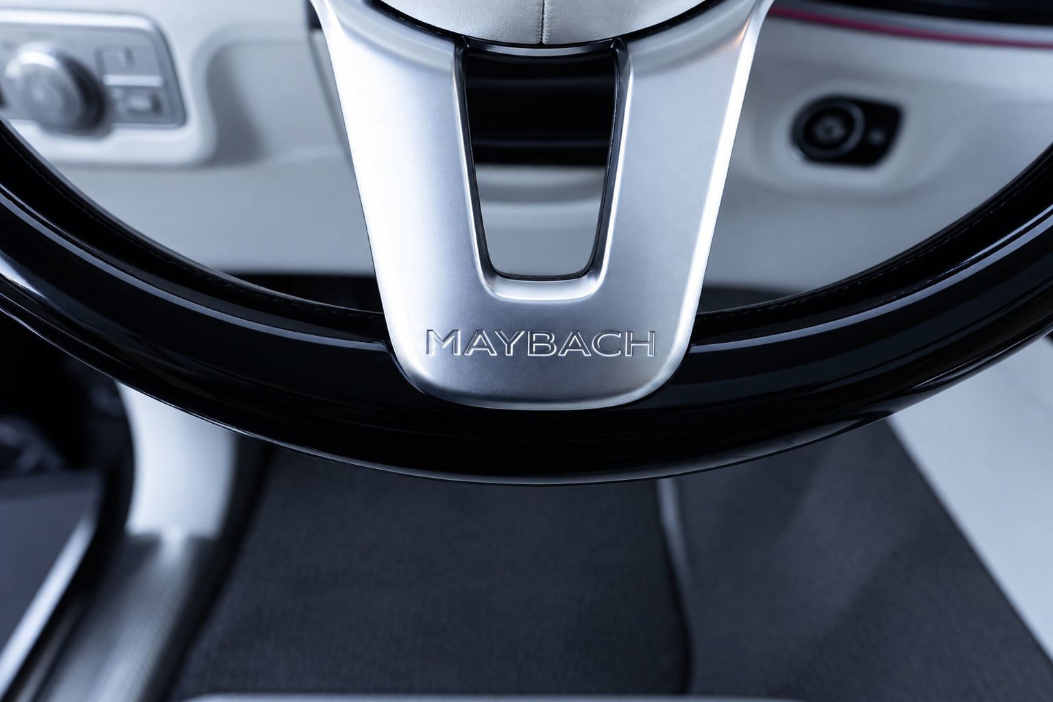 Used 2022 Mercedes-Benz Maybach GLS 600 4MATIC image 35