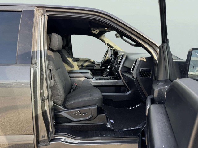 Used 2016 Ford F150 XLT w/ Equipment Group 302A Luxury image 39