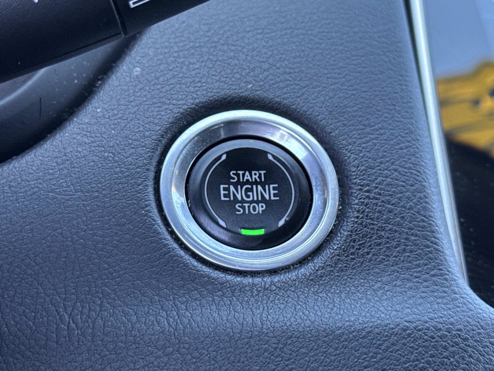 Used 2023 Cadillac XT4 Sport FWD image 22