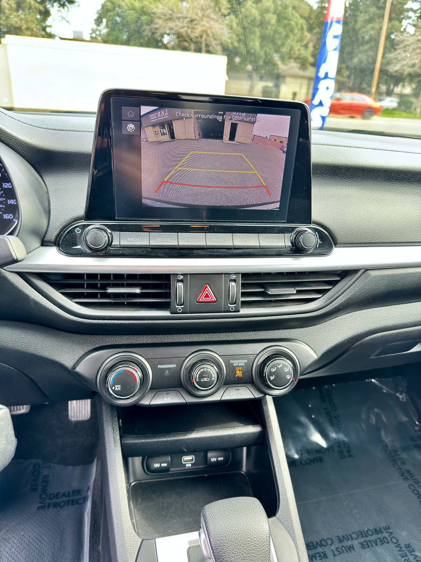 Used 2023 Kia Forte LXS image 7