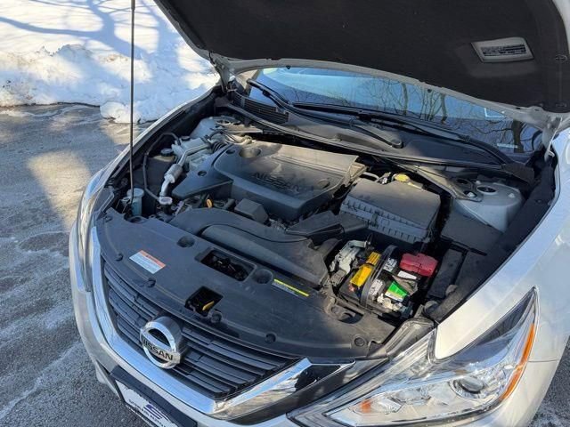 Used 2016 Nissan Altima 2.5 S w/ Power Driver Seat Package image 31