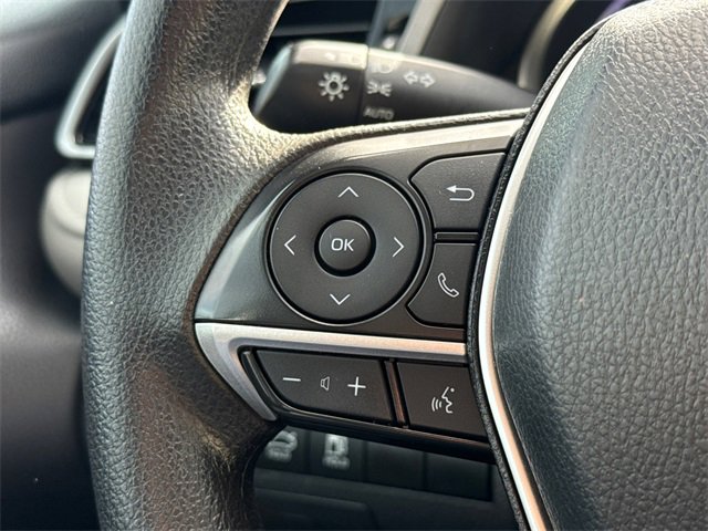 Used 2022 Toyota Camry LE image 30