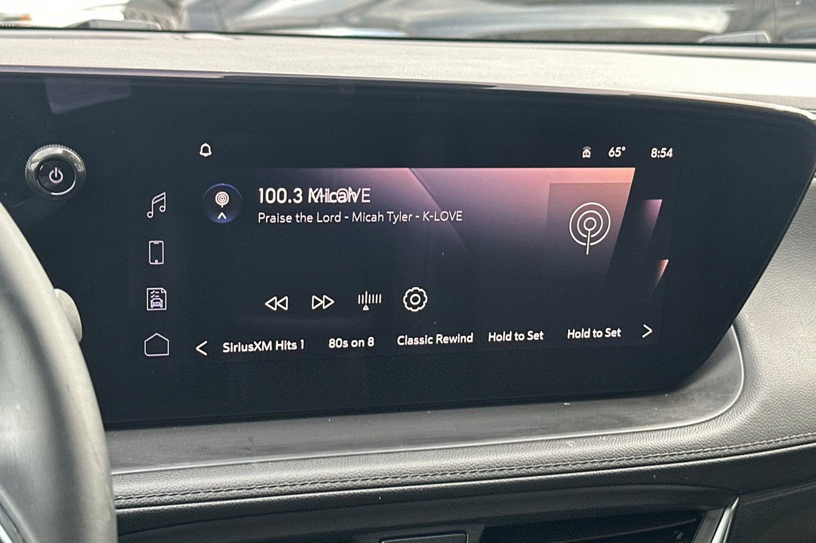 Certified 2024 Buick Encore GX Sport Touring w/ Comfort Package image 25