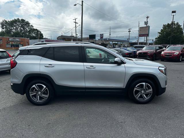 Used 2019 GMC Terrain SLT w/ Preferred Package image 4