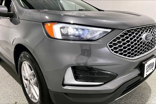 Used 2024 Ford Edge SEL AWD/4WD image 39