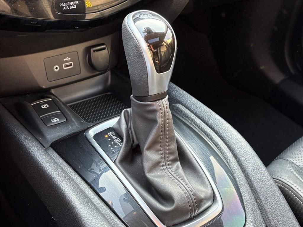 Used 2022 Nissan Rogue Sport SL w/ Premium Package image 25