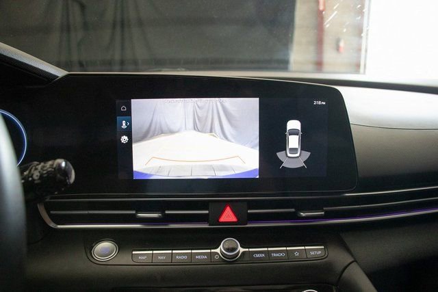 Used 2023 Hyundai Elantra Limited w/ Cargo Package FWD image 35