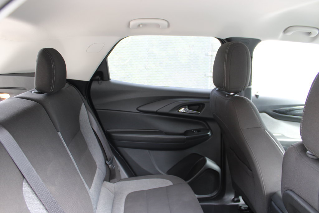 Used 2025 Chevrolet TrailBlazer LT FWD image 23