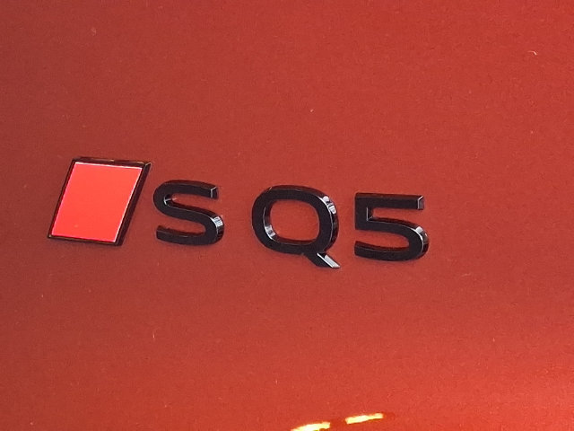 New 2026 Audi SQ5 Premium Plus AWD/4WD image 17