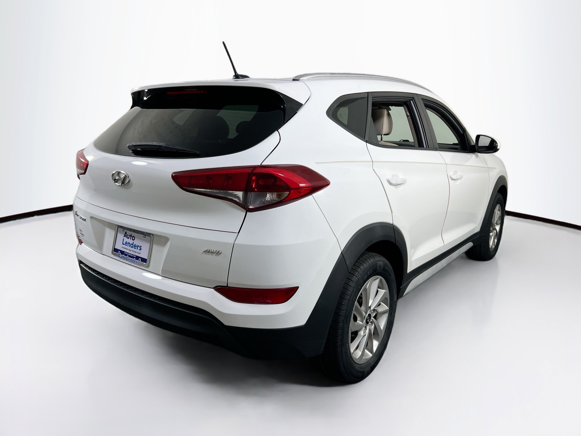 Used 2017 Hyundai Tucson SE AWD/4WD image 5