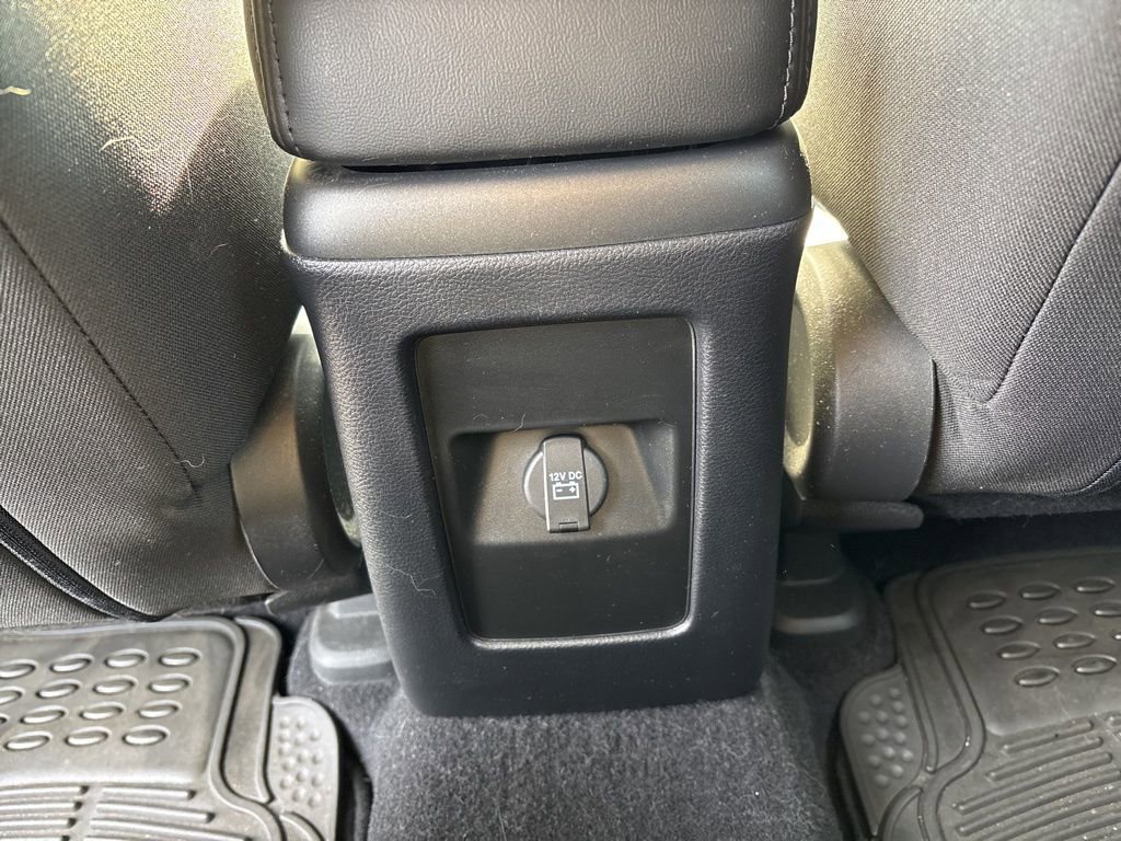 Used 2020 Dodge Journey SE w/ Blacktop Package image 24