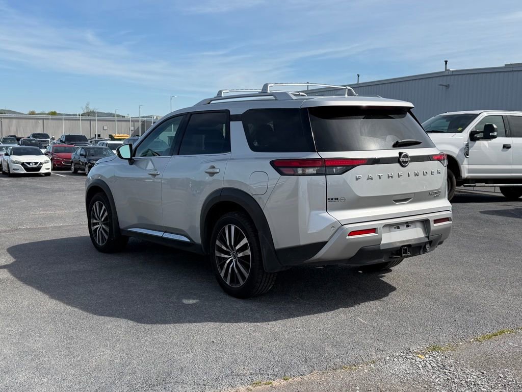 Used 2023 Nissan Pathfinder Platinum w/ Cargo Package image 6