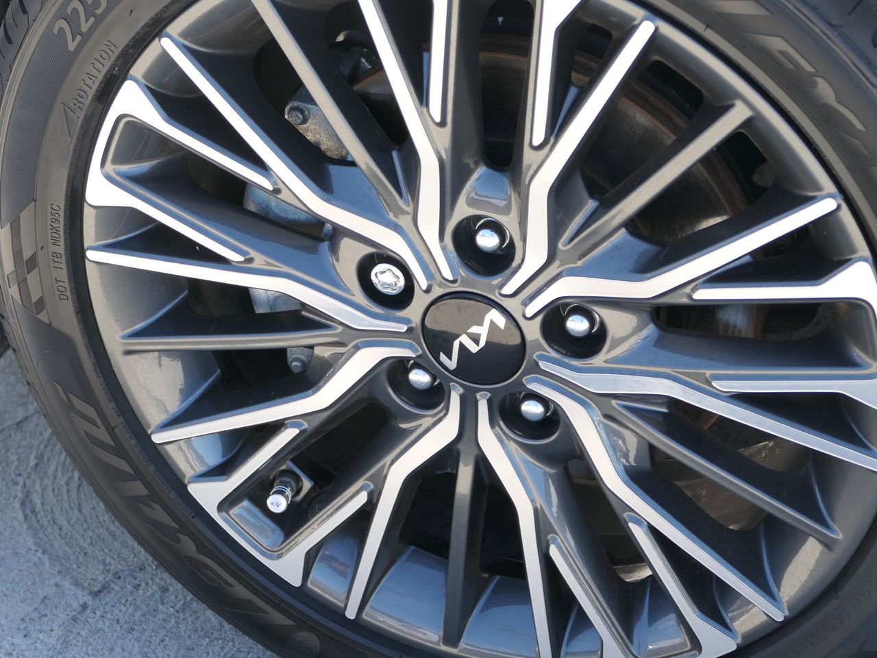 Used 2023 Kia Forte GT-Line w/ GT-Line Technology Package image 11