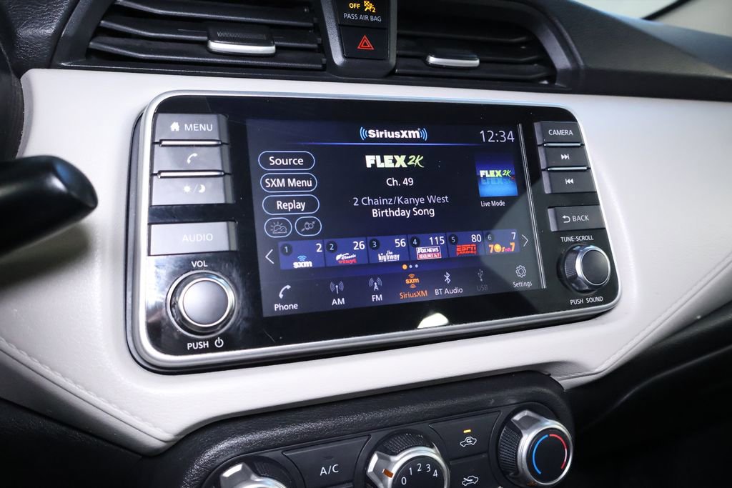 Used 2021 Nissan Versa SV image 23