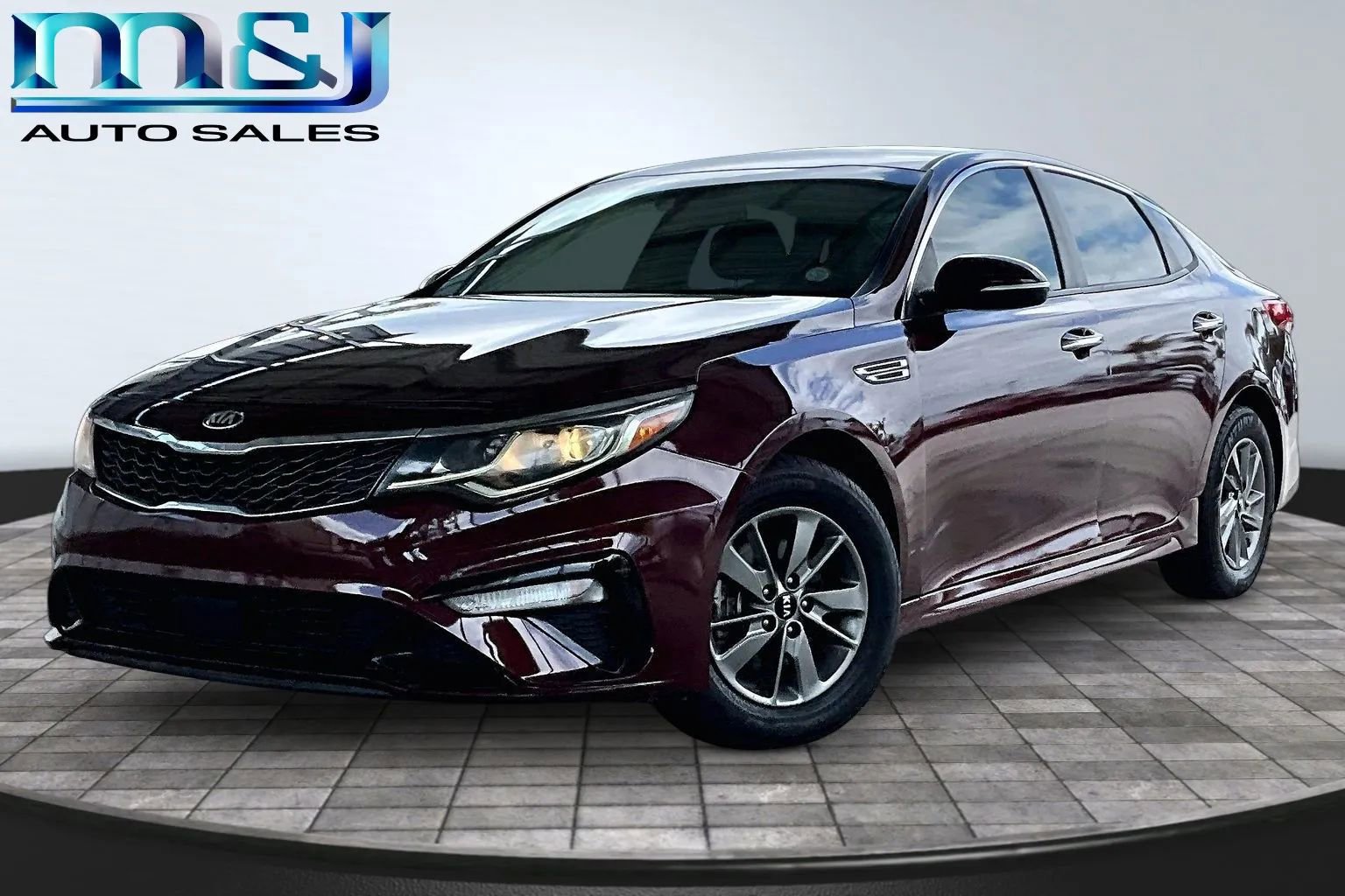 Used 2020 Kia Optima LX FWD image 1