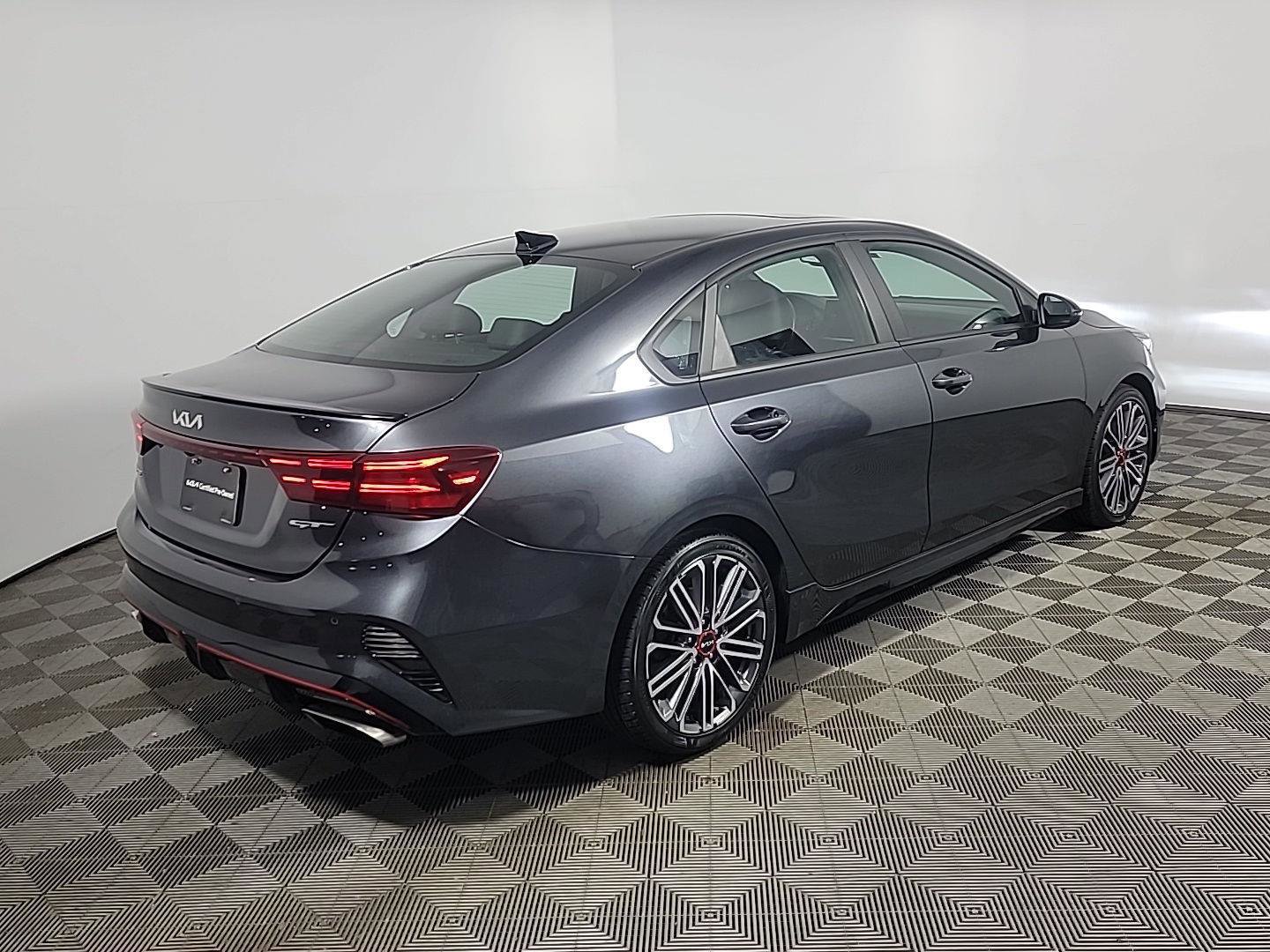 Used 2023 Kia Forte GT w/ GT2 Package FWD image 4