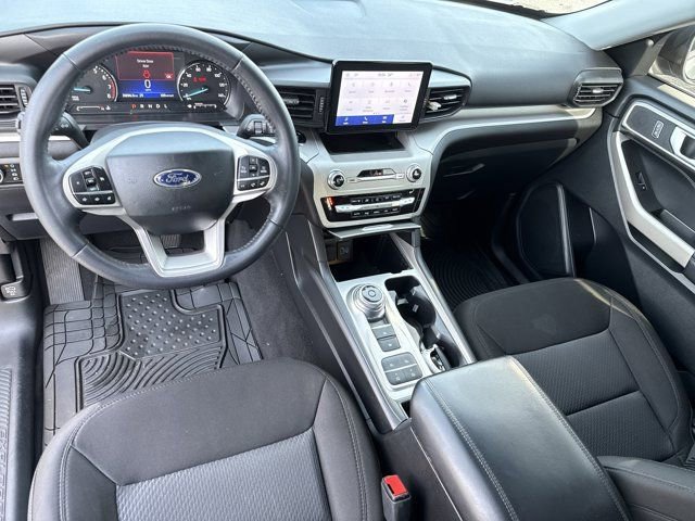 Used 2023 Ford Explorer XLT RWD image 26