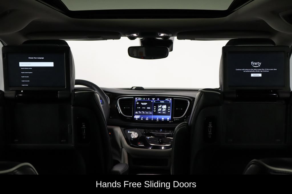 Used 2023 Chrysler Pacifica Limited w/ Uconnect Theater Family Group AWD/4WD image 19