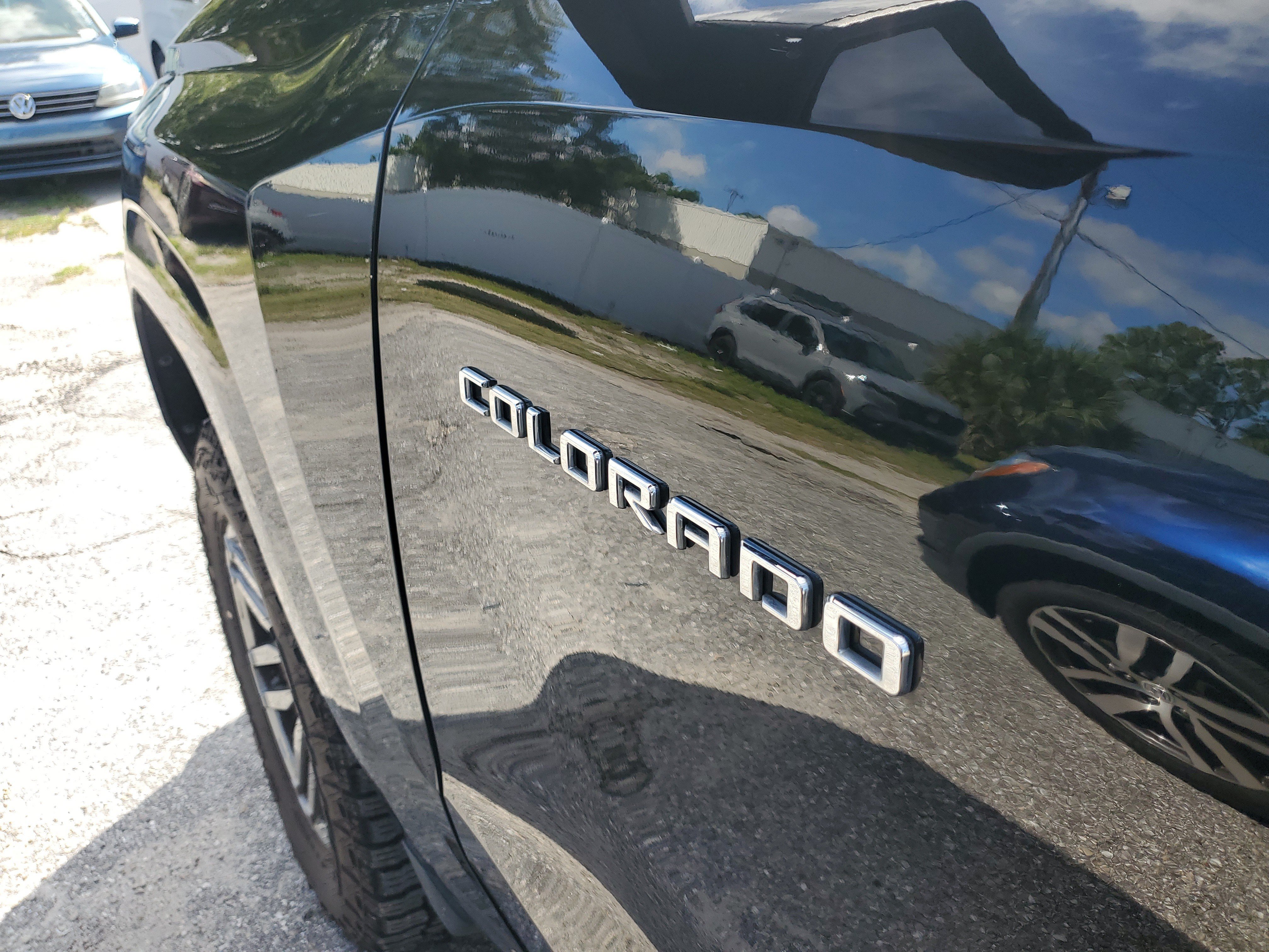 Used 2024 Chevrolet Colorado LT w/ LT Convenience Package RWD image 10