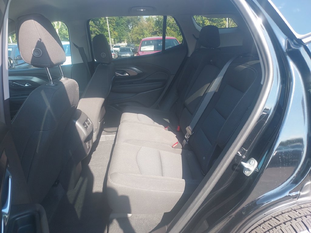 Used 2023 GMC Terrain SLE w/ Elevation Edition AWD/4WD image 27