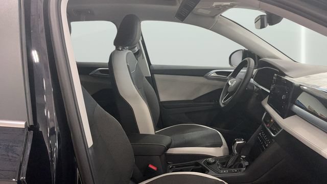 New 2026 Volkswagen Taos SE AWD/4WD image 12